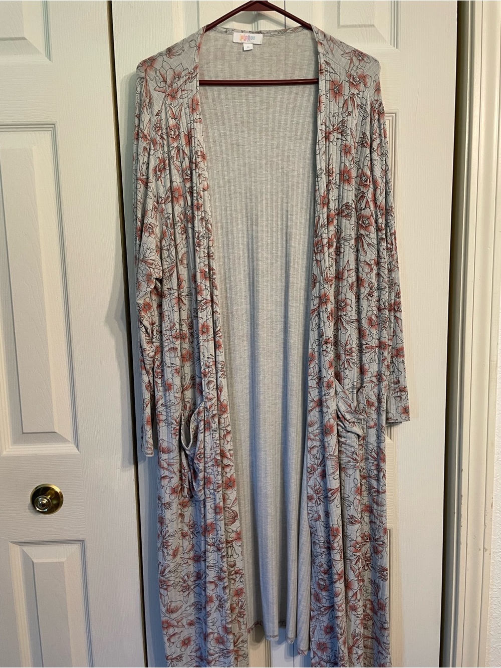 LuLaRoe Light Gray Duster with Pink Floral Print